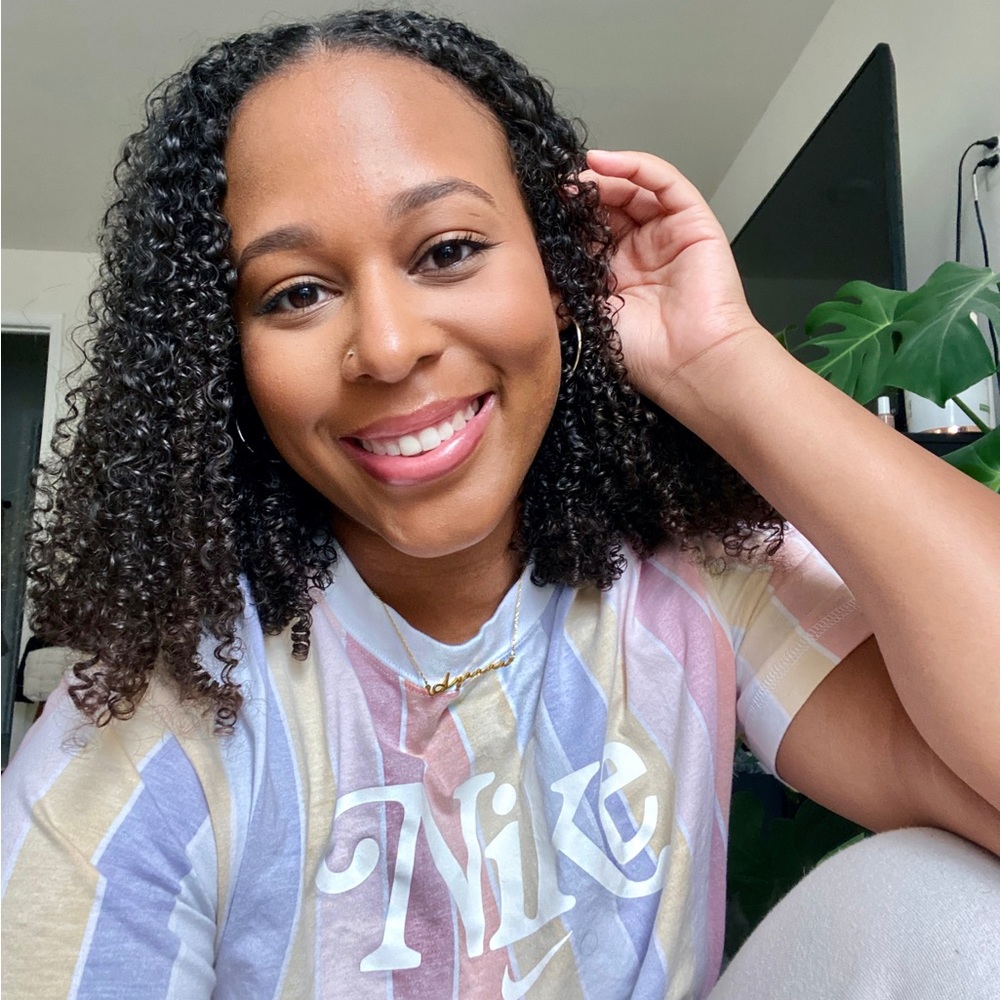 Meet your Posher, Ayanna